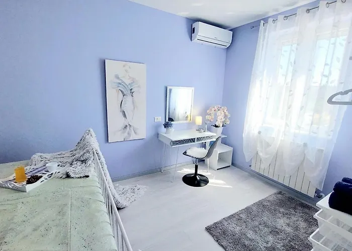 Lesa Up To 4 People *