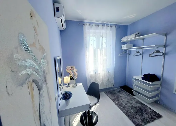 Appartement Lesa Up To 4 People